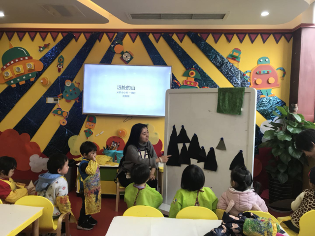 杨梅红艺术与科学创意中心周末体验课